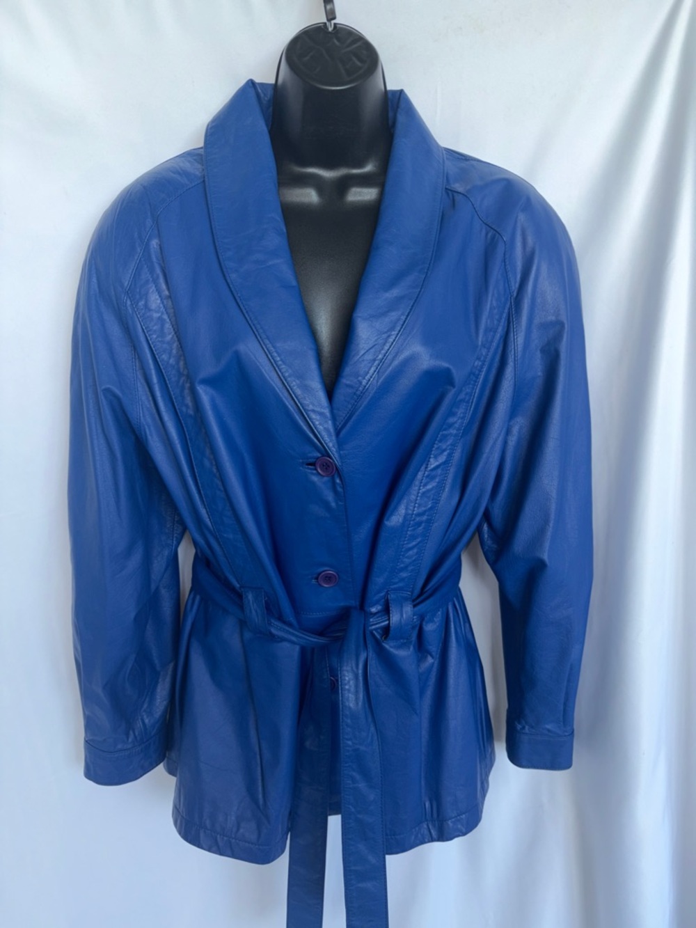 Vintage G-III Blue Leather Coat, sz 13/14, fits like a 10